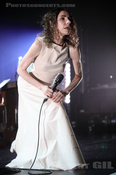 PJ HARVEY - 2023-10-13 - PARIS - Olympia - Polly Jean Harvey